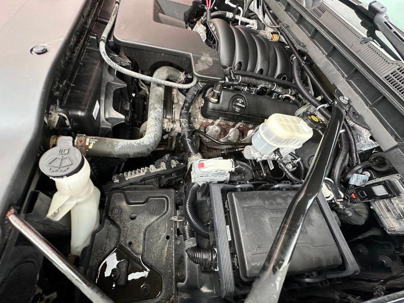 2017 Chevrolet Silverado 1500 LTZ Z71 4x4 4dr Crew Cab 5.8 ft. SB - 22887055 - 30