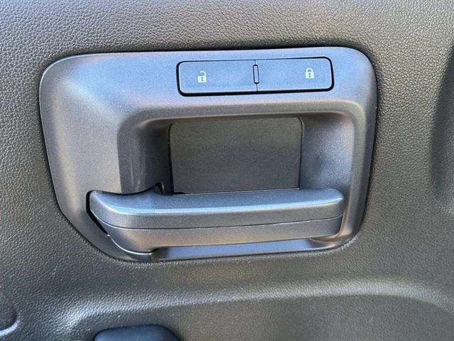 2017 Chevrolet Silverado 1500 Work Truck 4x4 2dr Regular Cab 8 ft. LB - 22952536 - 9