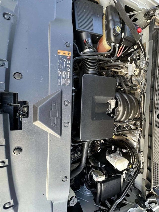 2017 Chevrolet Silverado 1500 Work Truck 4x4 2dr Regular Cab 8 ft. LB - 22952536 - 14