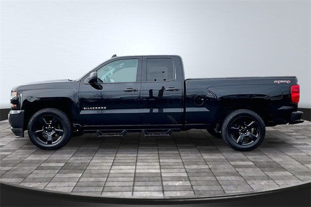 2017 Chevrolet Silverado 1500 WT - 22984537 - 3