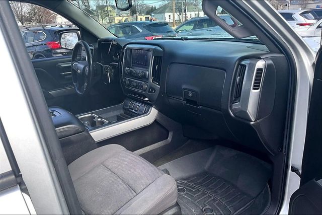 2017 Chevrolet Silverado 1500 Z71 LT Pickup 4D 5 3/4 ft - 22984824 - 12