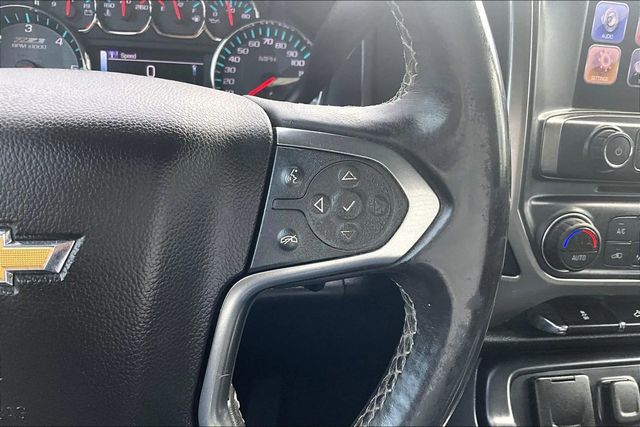 2017 Chevrolet Silverado 1500 Z71 LT Pickup 4D 5 3/4 ft - 22984824 - 22