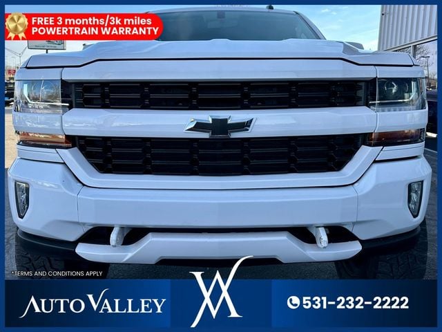2017 Chevrolet Silverado 1500 Crew Cab Z71 LT Pickup 4D 5 3/4 ft - 22975718 - 10
