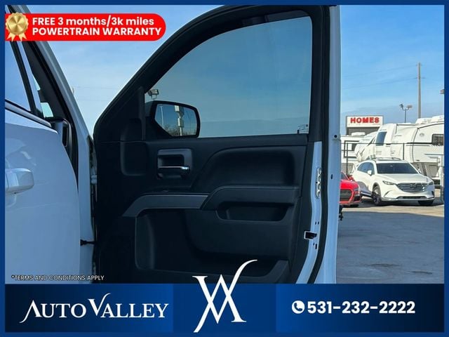 2017 Chevrolet Silverado 1500 Crew Cab Z71 LT Pickup 4D 5 3/4 ft - 22975718 - 15