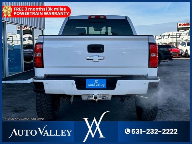 2017 Chevrolet Silverado 1500 Crew Cab Z71 LT Pickup 4D 5 3/4 ft - 22975718 - 5