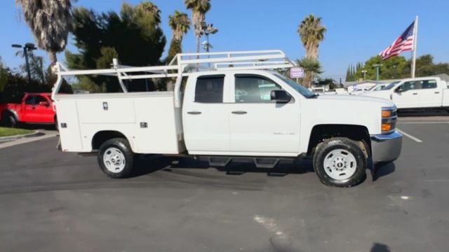 2017 Chevrolet Silverado 2500 HD Double Cab 2500HD ACCESS CAB 4X4 UTILITY 1OWNER CLEAN - 22488751 - 1