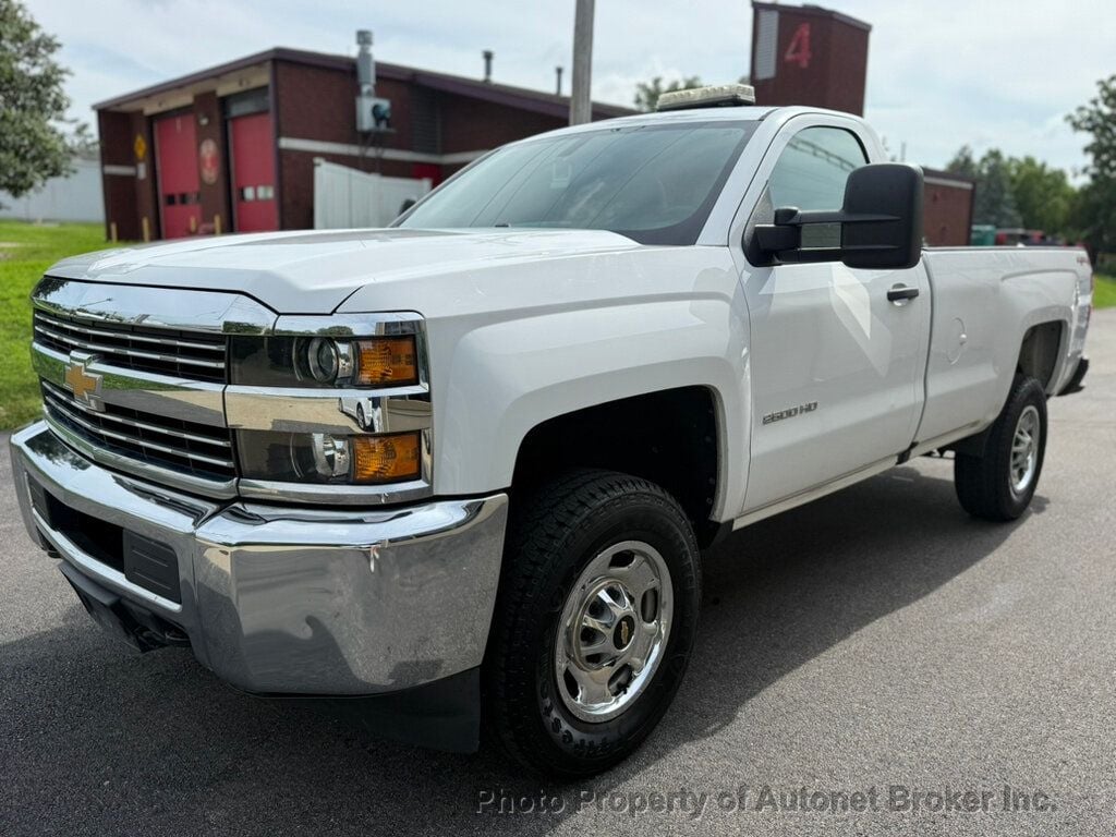 2017 Chevrolet Silverado 2500HD 4WD Reg Cab 133.6" Work Truck - 23047123 | Video 1