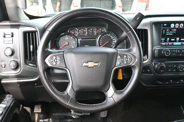 2017 Chevrolet Silverado 2500HD 4x4 Crew Cab LT - 23045161 - 9