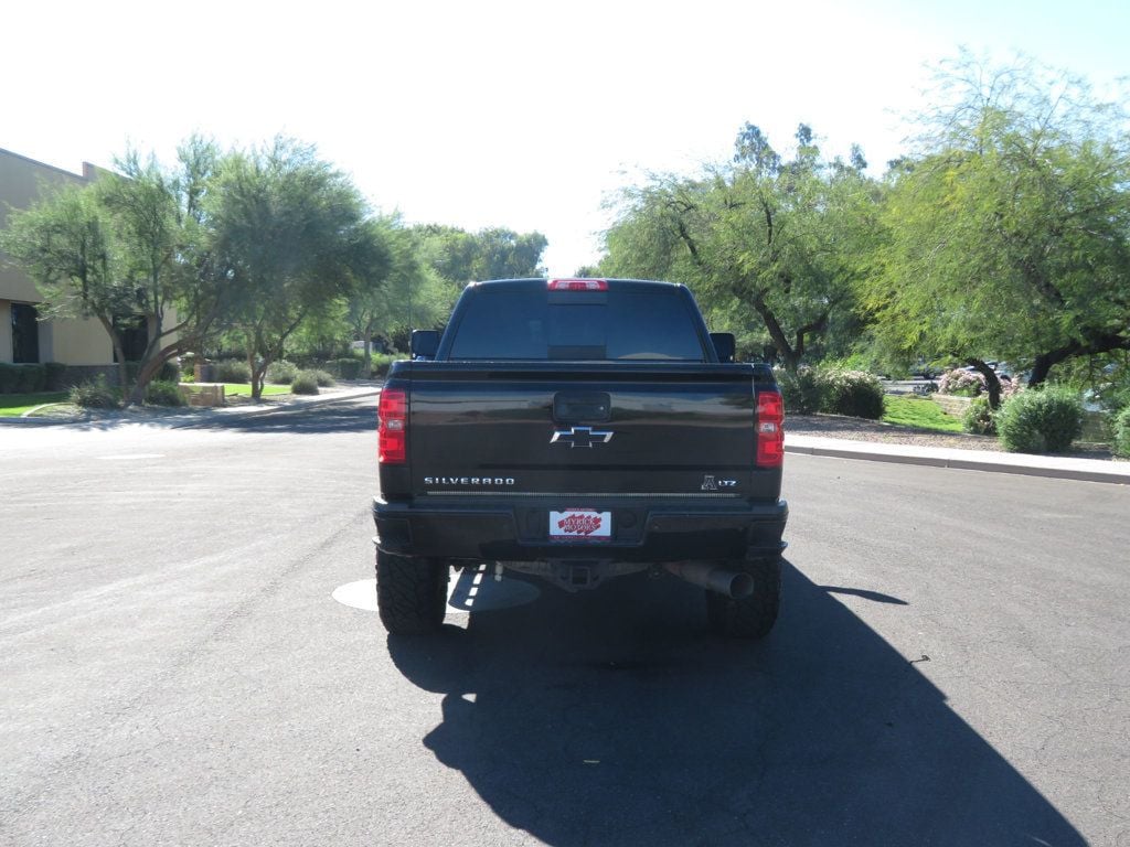 2017 Chevrolet Silverado 2500HD A CLEAN 2500 DURAMAX DIESEL AZ TRUCK 4X4 CREWCAB LEATHER Z71 - 22945456 - 11