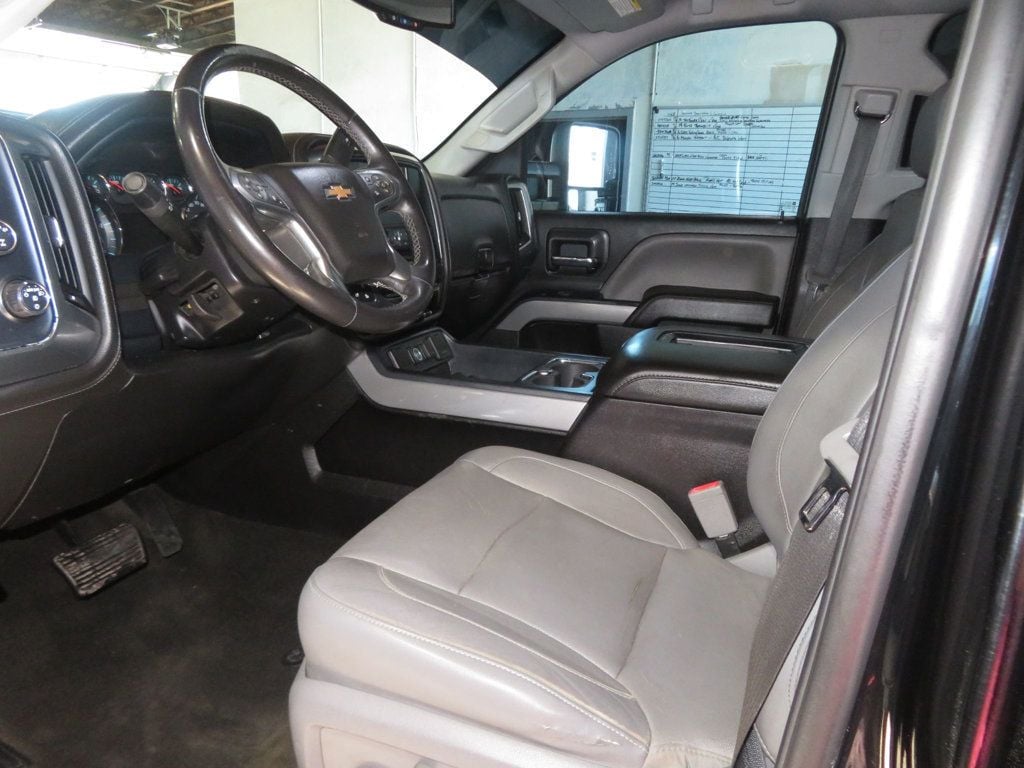 2017 Chevrolet Silverado 2500HD A CLEAN 2500 DURAMAX DIESEL AZ TRUCK 4X4 CREWCAB LEATHER Z71 - 22945456 - 20