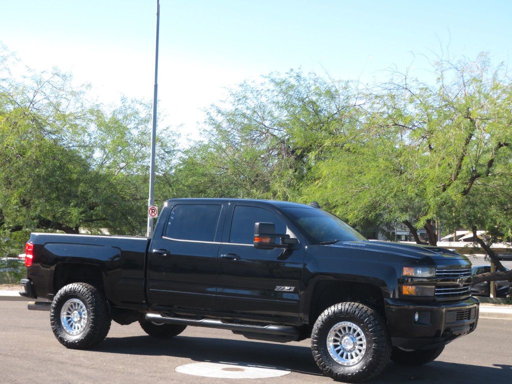 2017 Chevrolet Silverado 2500HD A CLEAN 2500 DURAMAX DIESEL AZ TRUCK 4X4 CREWCAB LEATHER Z71 - 22945456 - 3