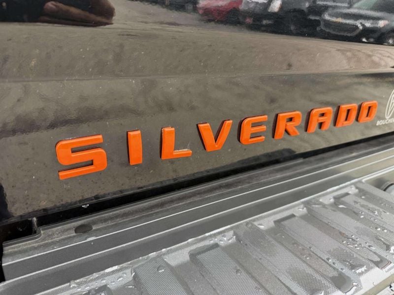 2017 Chevrolet Silverado 2500HD LT 4x4 4dr Crew Cab LB - 22932541 - 11