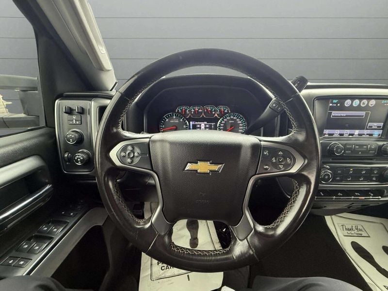 2017 Chevrolet Silverado 2500HD LT 4x4 4dr Crew Cab LB - 22932541 - 22