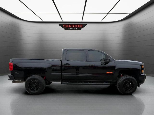 2017 Chevrolet Silverado 2500HD LT 4x4 4dr Crew Cab LB - 22932541 - 3