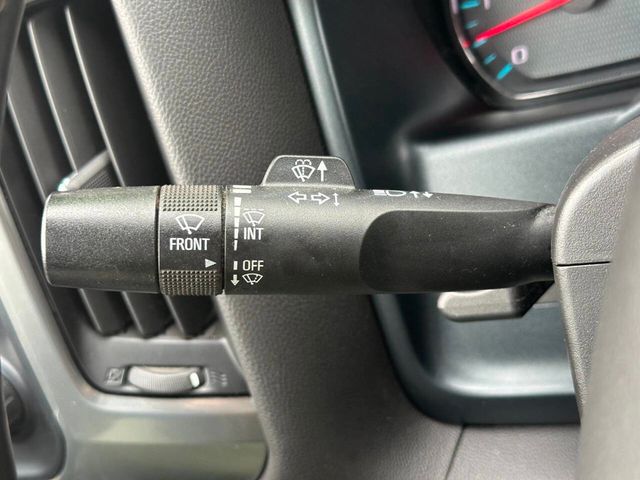 2017 Chevrolet Silverado 2500HD LT 4x4 4dr Double Cab SB - 22945269 - 35