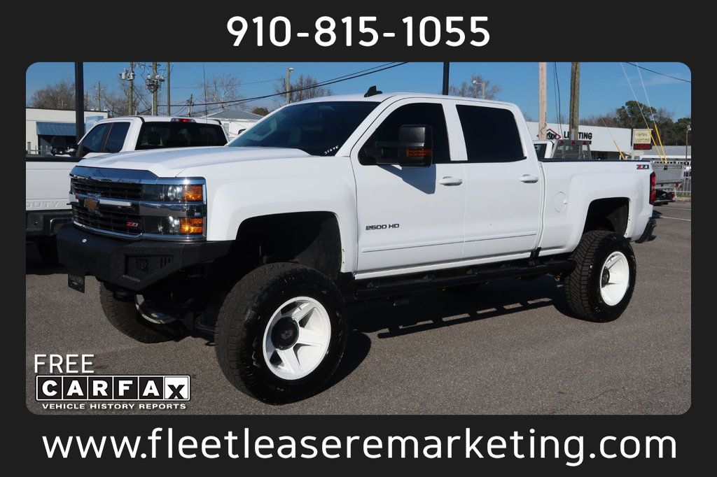 2017 Chevrolet Silverado 2500HD Silverado 2500 4WD Crew Cab SWB - 22975561 | Video 1