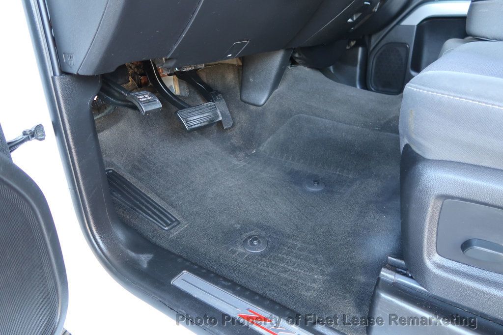 2017 Chevrolet Silverado 2500HD Silverado 2500 4WD Crew Cab SWB - 22975561 - 11