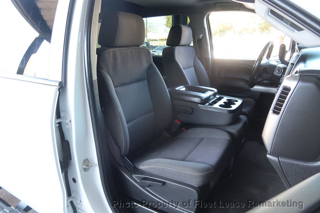 2017 Chevrolet Silverado 2500HD Silverado 2500 4WD Crew Cab SWB - 22975561 - 23