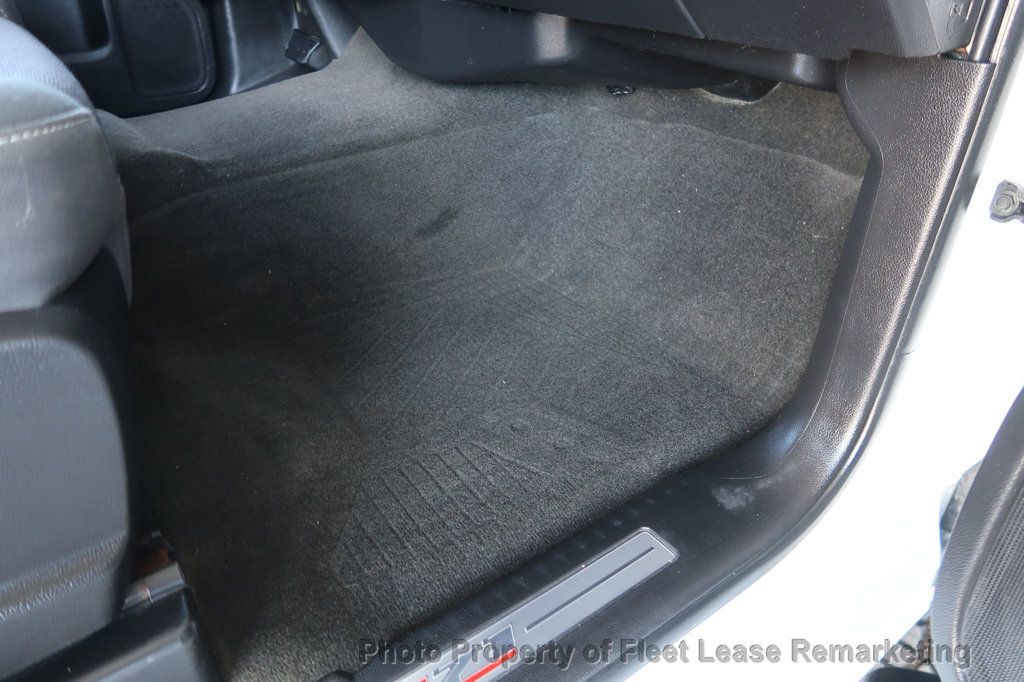 2017 Chevrolet Silverado 2500HD Silverado 2500 4WD Crew Cab SWB - 22975561 - 24