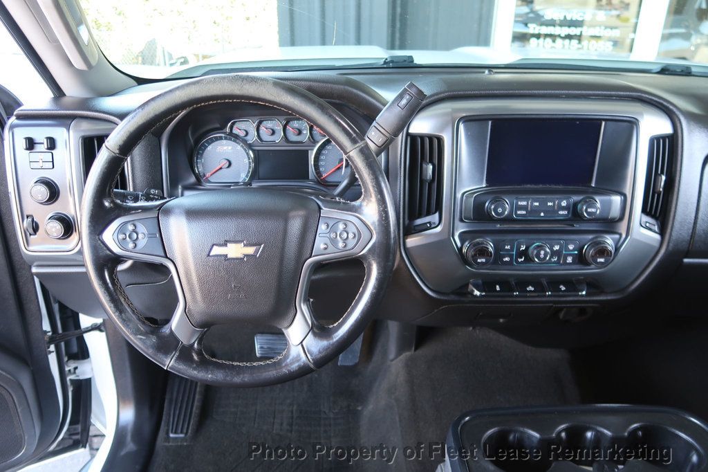 2017 Chevrolet Silverado 2500HD Silverado 2500 4WD Crew Cab SWB - 22975561 - 26