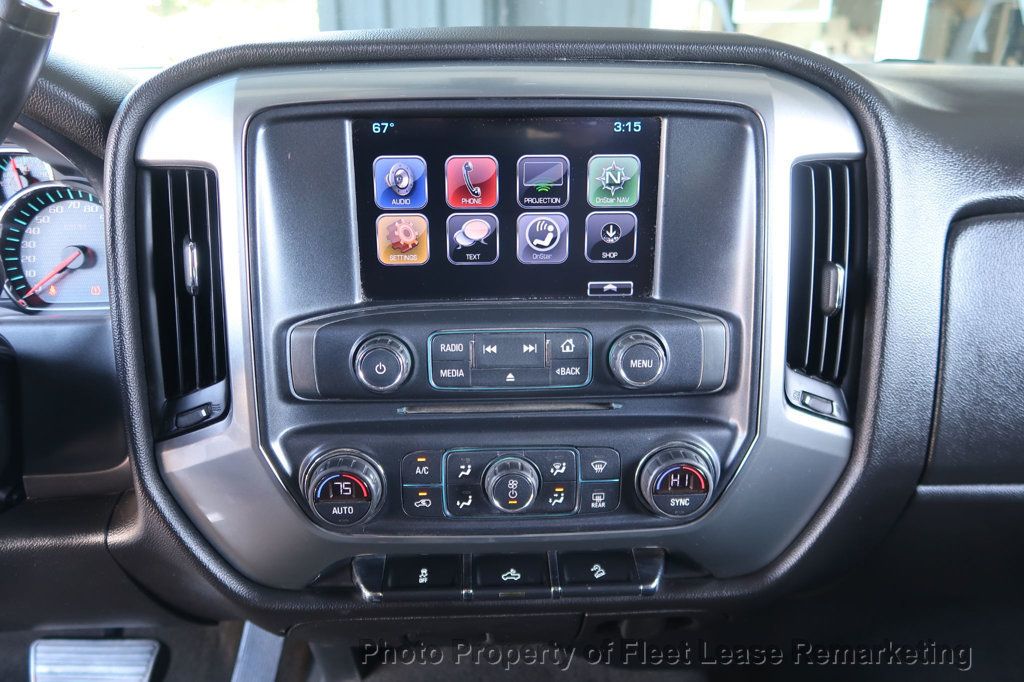 2017 Chevrolet Silverado 2500HD Silverado 2500 4WD Crew Cab SWB - 22975561 - 28