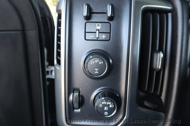 2017 Chevrolet Silverado 2500HD Silverado 2500 4WD Crew Cab SWB - 22975561 - 34