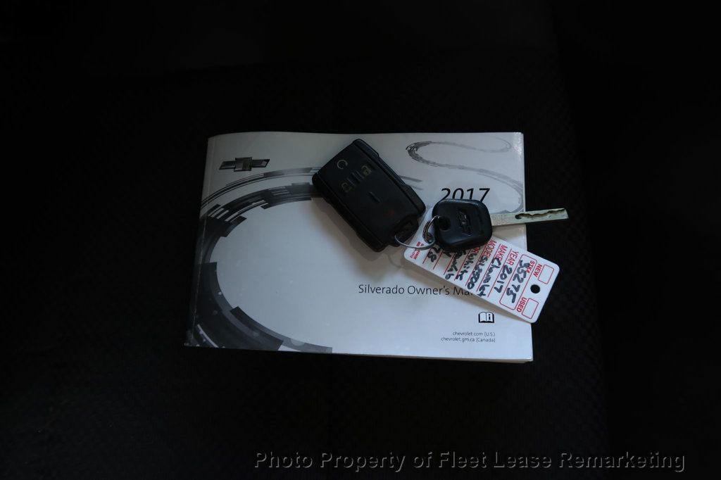 2017 Chevrolet Silverado 2500HD Silverado 2500 4WD Crew Cab SWB - 22975561 - 36