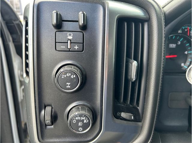 2017 Chevrolet Silverado 3500 HD Crew Cab LTZ DUALLY 4X4 DIESEL BACK UP CAM NAV CLEAN - 23082825 - 12