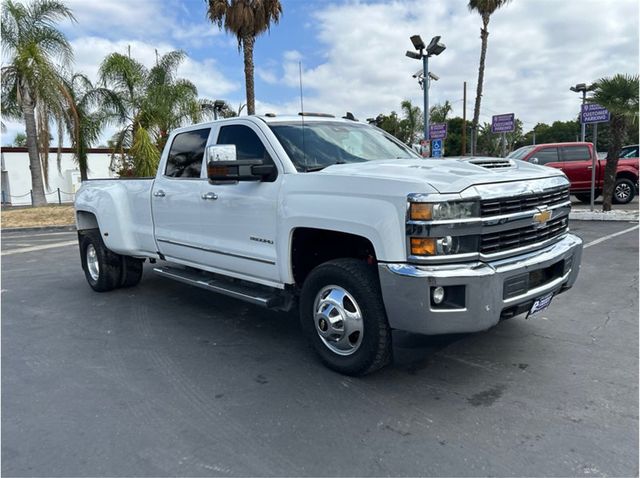 2017 Chevrolet Silverado 3500 HD Crew Cab LTZ DUALLY 4X4 DIESEL BACK UP CAM NAV CLEAN - 23082825 - 2