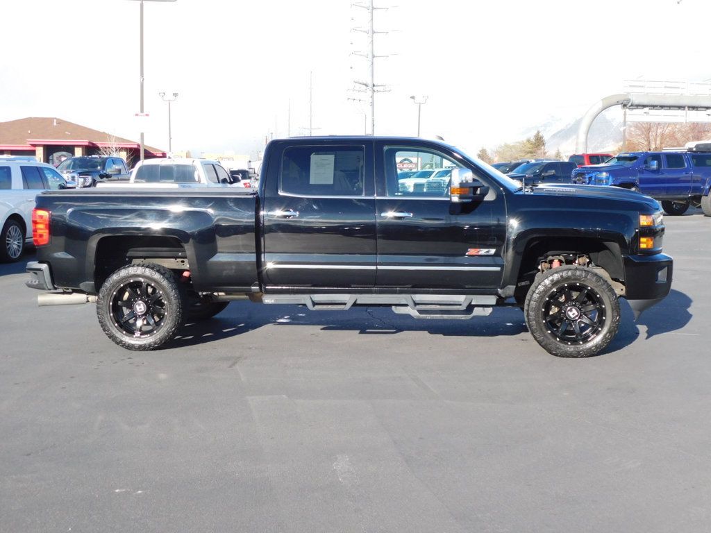 2017 Chevrolet Silverado 3500HD LTZ Z71 - 22730251 - 12