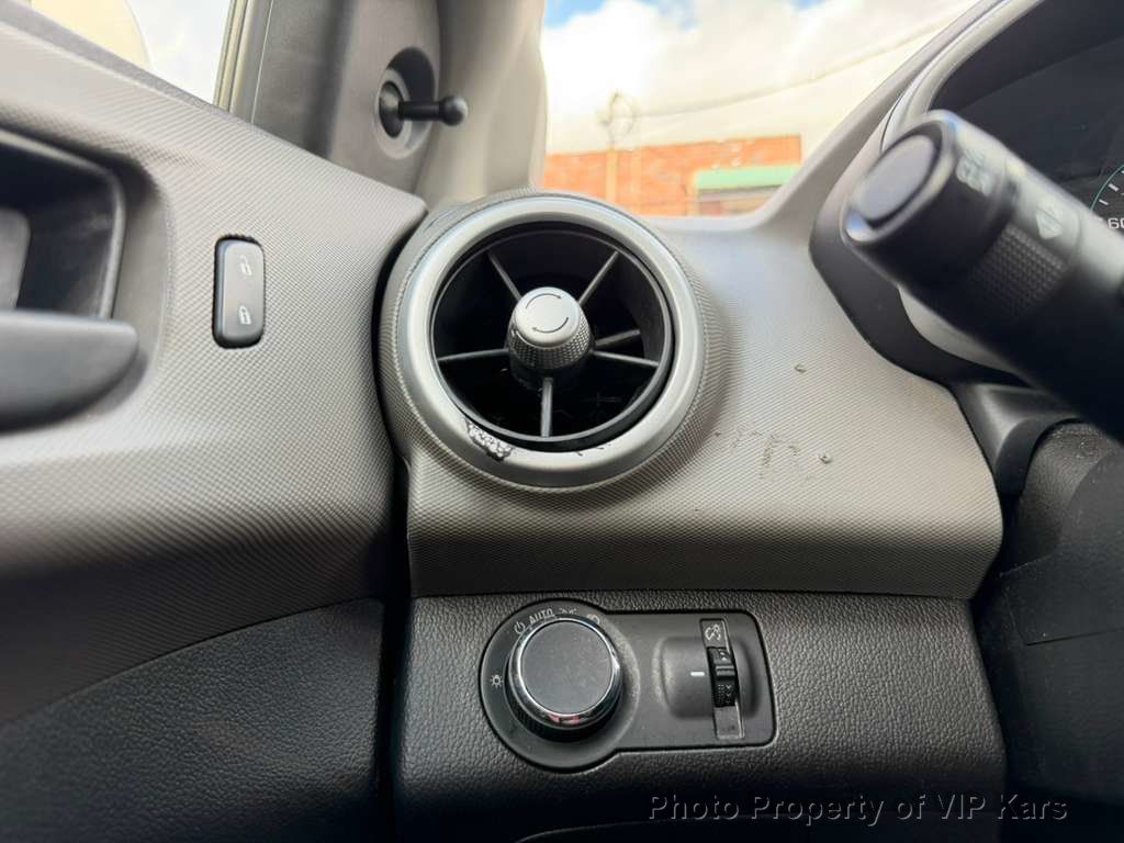 2017 Chevrolet Sonic 4dr Sedan Automatic LT - 22950373 - 10