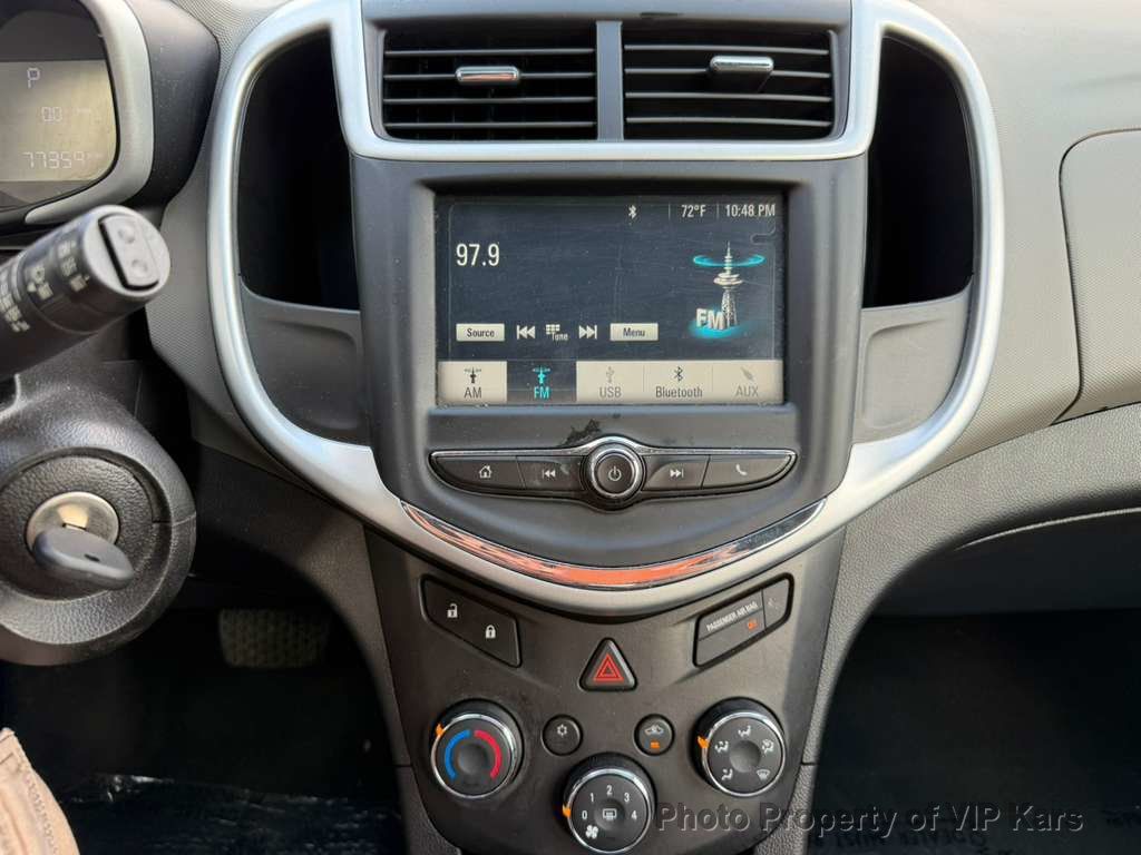 2017 Chevrolet Sonic 4dr Sedan Automatic LT - 22950373 - 13