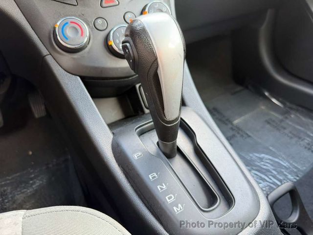 2017 Chevrolet Sonic 4dr Sedan Automatic LT - 22950373 - 14