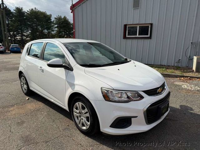 2017 Chevrolet Sonic 4dr Sedan Automatic LT - 22950373 - 2
