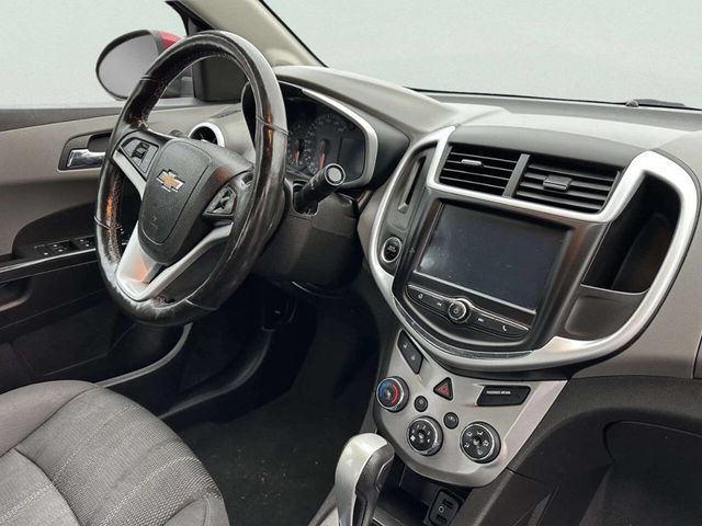 2017 Chevrolet Sonic 4dr Sedan Automatic LT - 22951163 - 21