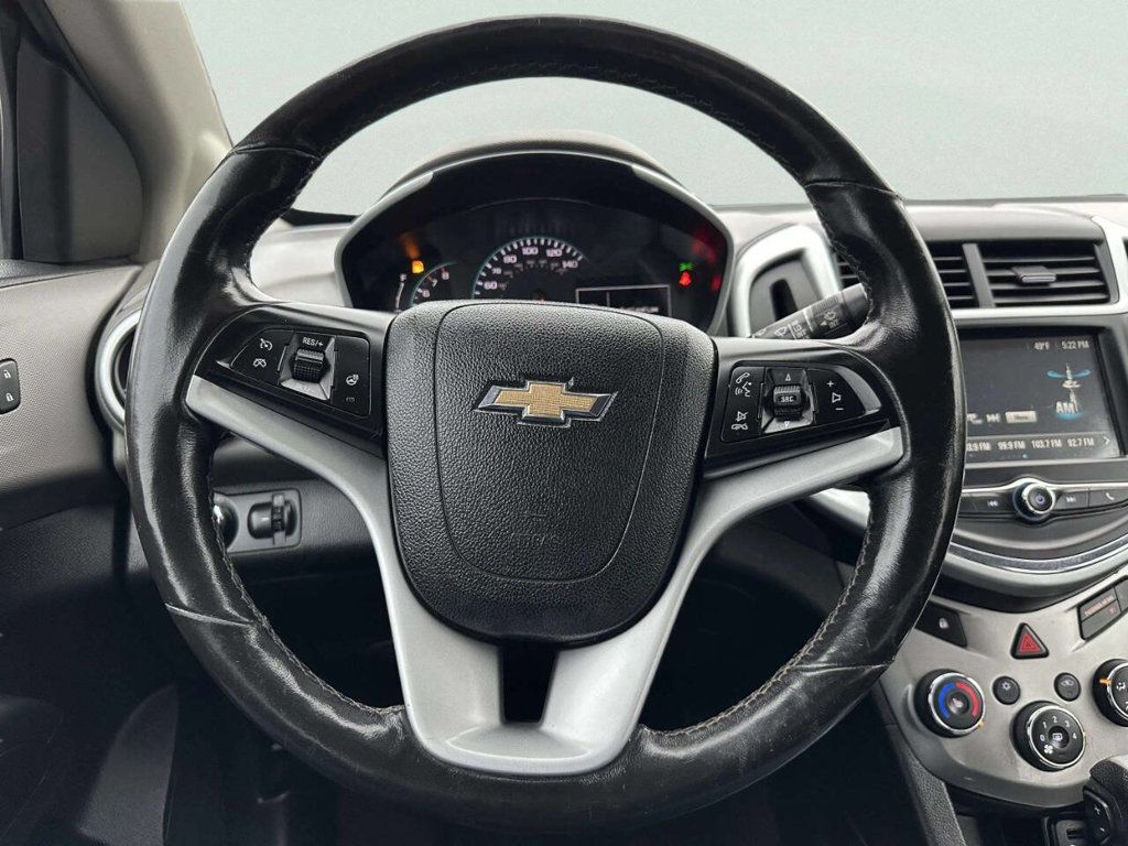 2017 Chevrolet Sonic 4dr Sedan Automatic LT - 22951163 - 22