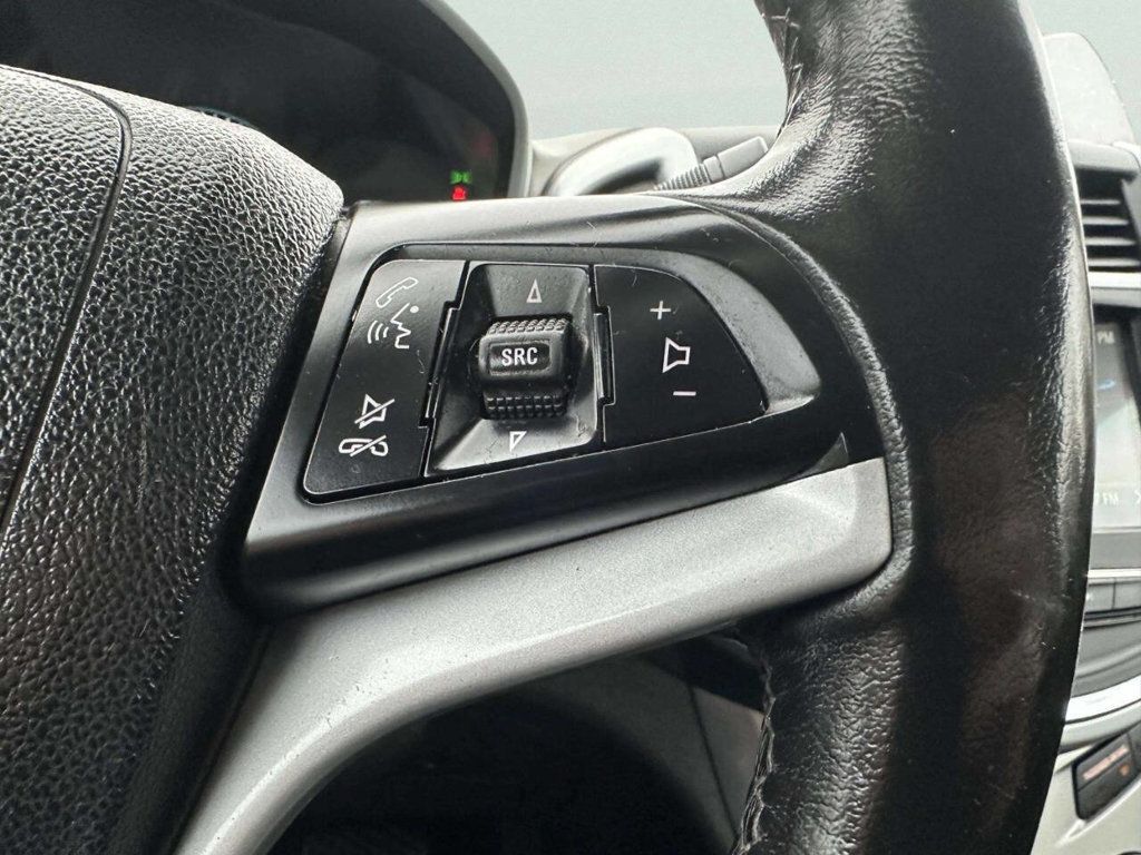 2017 Chevrolet Sonic 4dr Sedan Automatic LT - 22951163 - 23