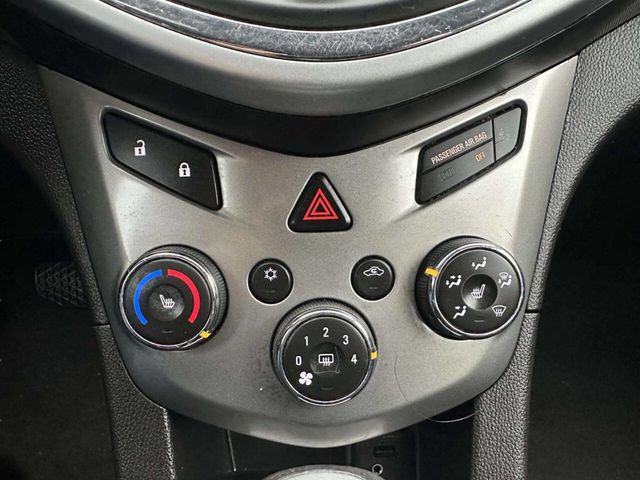 2017 Chevrolet Sonic 4dr Sedan Automatic LT - 22951163 - 27