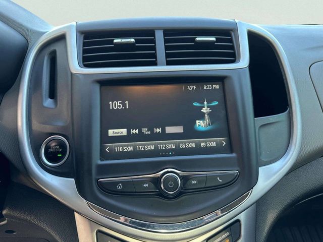 2017 Chevrolet Sonic 4dr Sedan Automatic LT - 22963905 - 25