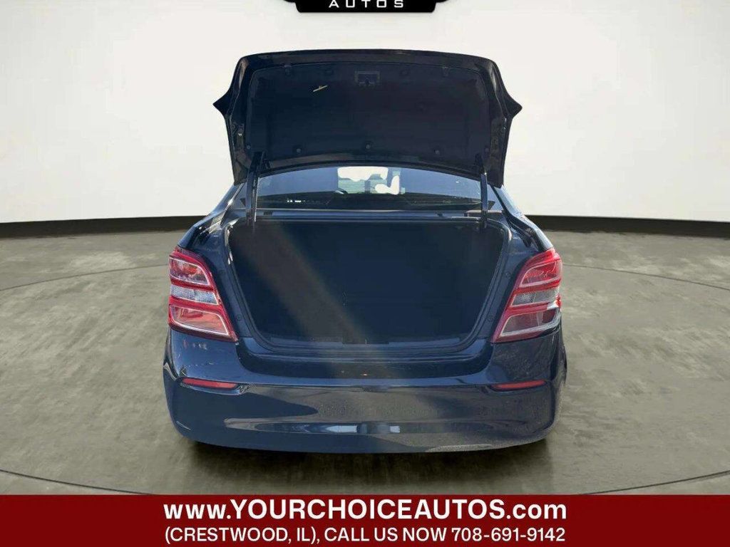 2017 Chevrolet Sonic 4dr Sedan Automatic LT - 22963905 - 8