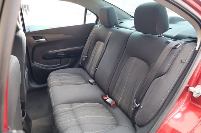 2017 Chevrolet Sonic 4dr Sedan Automatic LT - 22969118 - 18