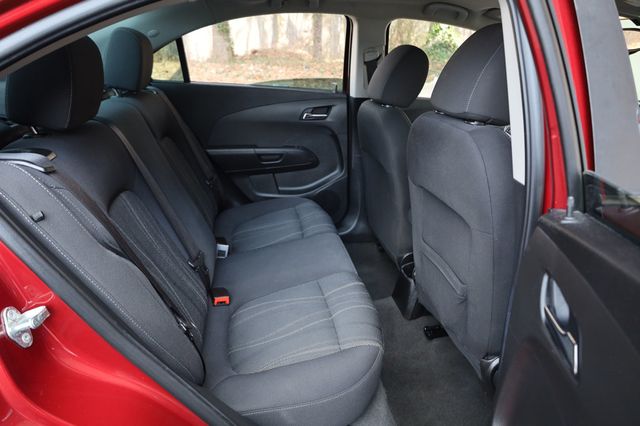 2017 Chevrolet Sonic 4dr Sedan Automatic LT - 22969118 - 21