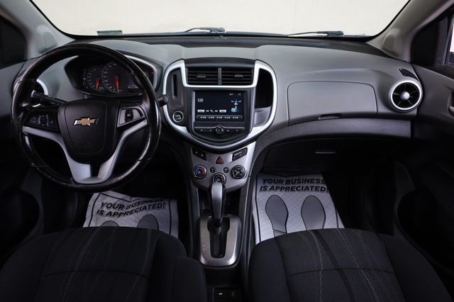 2017 Chevrolet Sonic 4dr Sedan Automatic LT - 22969118 - 27