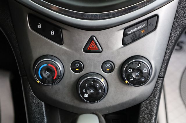 2017 Chevrolet Sonic 4dr Sedan Automatic LT - 22969118 - 37