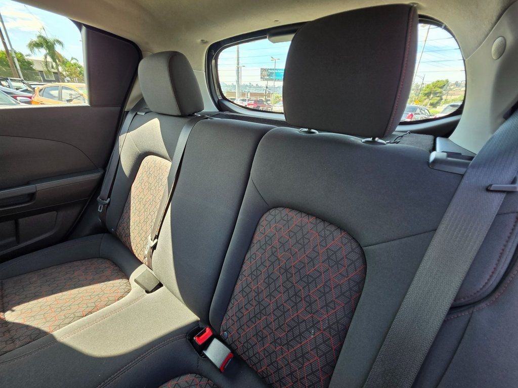 2017 Chevrolet Sonic LT - 22964968 - 21