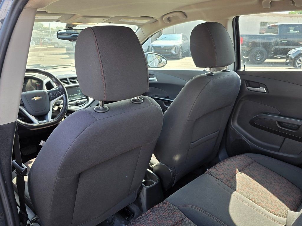 2017 Chevrolet Sonic LT - 22964968 - 22