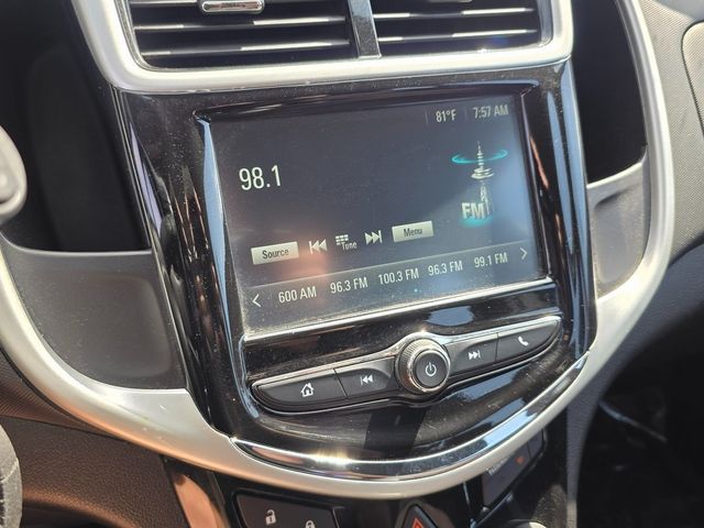 2017 Chevrolet Sonic LT - 22964968 - 31