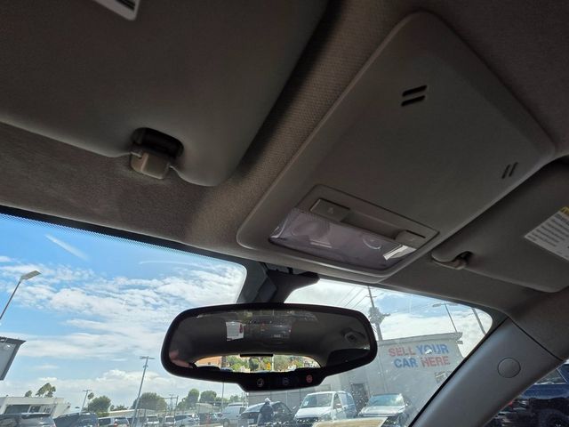 2017 Chevrolet Sonic LT - 22964968 - 38