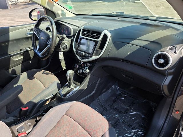 2017 Chevrolet Sonic LT - 22964968 - 8