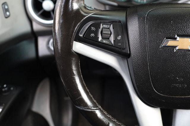 2017 Chevrolet Sonic LT - 23064045 - 29